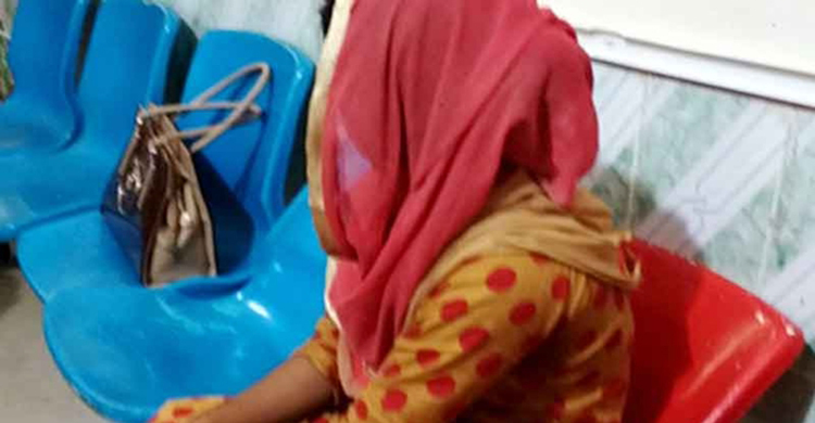 কারখানা থেকে ফেরার পথে তরুণীকে তুলে নিয়ে ধর্ষণ