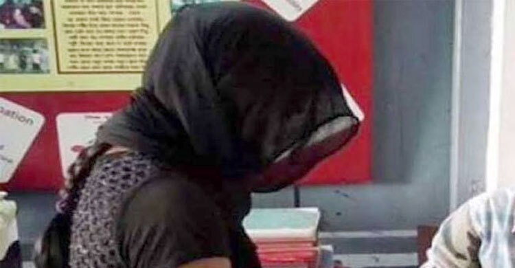 পরিবারের সবাইকে অচেতন করে কিশোরীকে ধর্ষণ