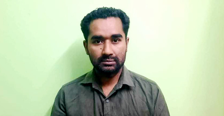 মাজারে মাজারে ঘুরে তিন বিয়ে করেও শেষ রক্ষা হলো না রাসেলের