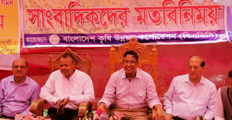 বিএনপির পৈশাচিকতা একাত্তরের বর্বরতাকেও হার মানিয়েছে: কৃষিমন্ত্রী