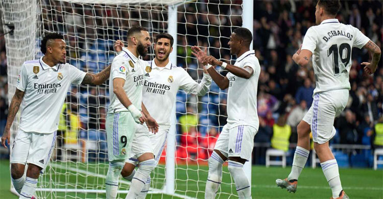 এলচেকে হারিয়ে বার্সার ওপর চাপ বাড়ালো রিয়াল