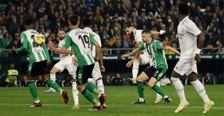 আবারও হোঁচট রিয়ালের, লা লিগা জয়ের আশাই শেষ!