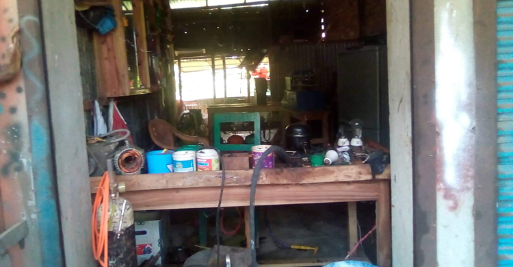 ফরিদপুরে ফ্রিজের কম্প্রেশার বিস্ফোরণে শ্যালক নিহত, দুলাভাই আহত