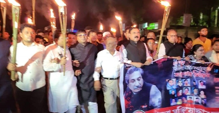 ‘সাম্প্রদায়িক ষড়যন্ত্র মোকাবিলা করে দেশকে আলোর দিকে নিতে হবে’