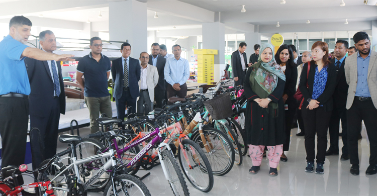 প্রাণ-আরএফএল শিল্পপার্ক পরিদর্শন করলেন এডিবির ভাইস প্রেসিডেন্ট