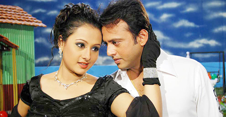 রিয়াজের সঙ্গে চমক নিয়ে আসছেন পূর্ণিমা
