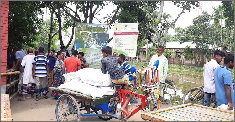 নীলফামারীতে দুস্থদের ভিজিএফের চাল কালোবাজারে বিক্রি