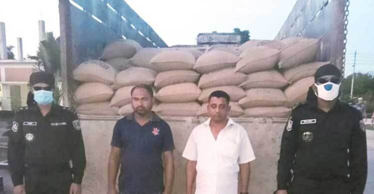খুলনায় প্রধানমন্ত্রীর দেয়া ত্রাণের ৮ টন চাল উদ্ধার