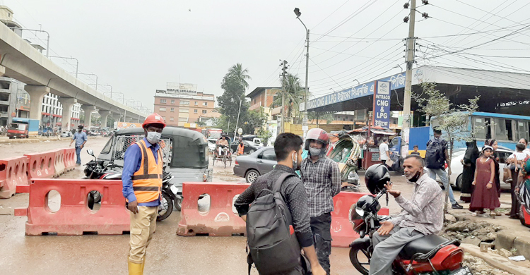 ‘কোথাও দাঁড়ালেই বলে রং পার্কিং’