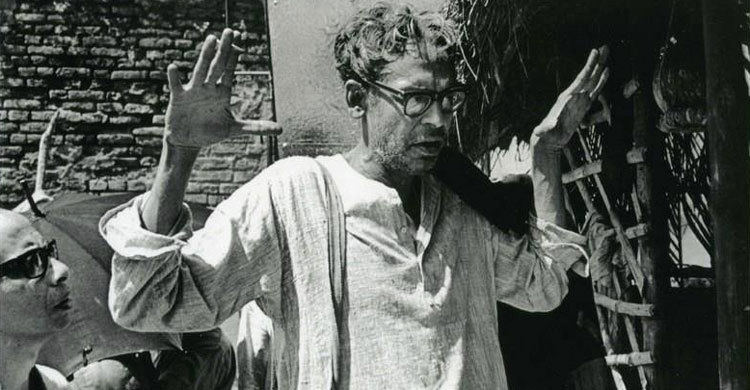 ক্ষ্যাপাটে এক সিনেমাওয়ালা ঋত্বিক ঘটক : জন্মদিনের শ্রদ্ধাঞ্জলি