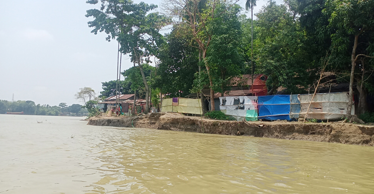 মড়ার ওপর খাঁড়ার ঘা