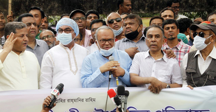 প্রতিহিংসায় কুমিল্লা নামে বিভাগ দিতে চান না প্রধানমন্ত্রী: রিজভী