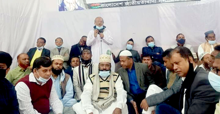 ক্ষমতাসীনদের আগে ভ্যাকসিন দেয়া হোক, দাবি রিজভীর
