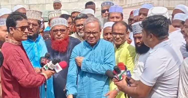 নিরপেক্ষ নির্বাচন ঠেকাতে প্রধানমন্ত্রী উঠেপড়ে লেগেছেন: রিজভী