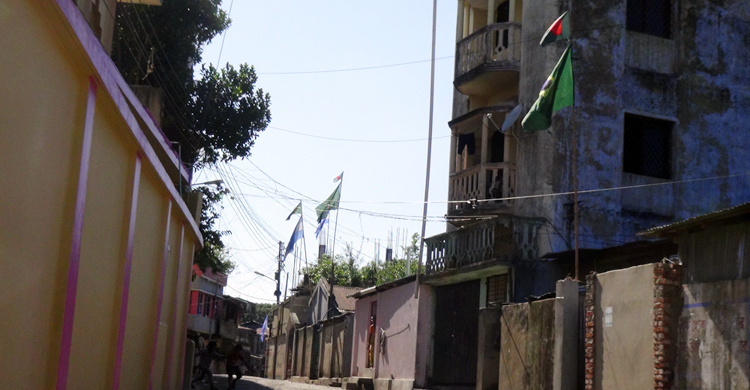 পাহাড়েও মরুর দেশের বিশ্বকাপ আমেজ