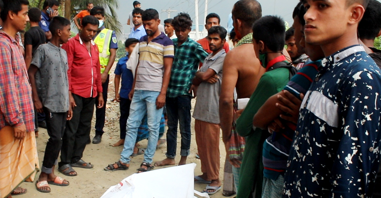 সৌদি আরব যাওয়ার পথে সড়কে লাশ হলেন যুবক