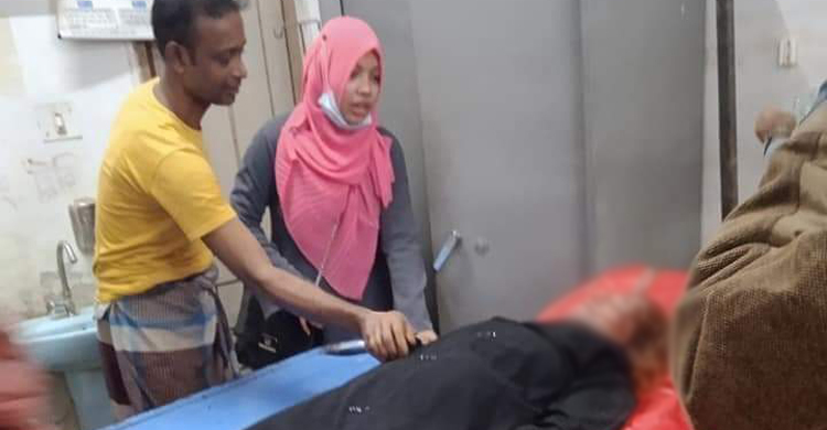 ছেলের জন্য ভোট চাইতে বের হয়ে প্রাণ গেলো মায়ের