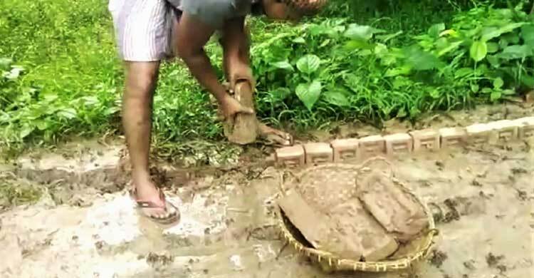 টাকা না পেয়ে সড়কের ইট তুলে নিলেন ইউপি চেয়ারম্যান