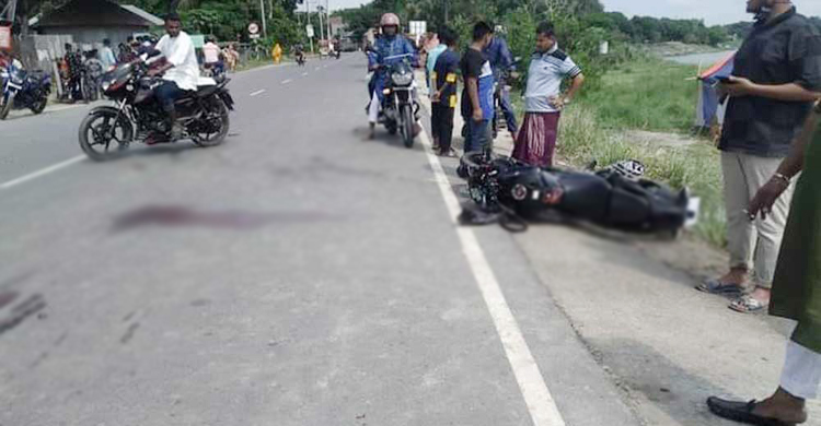 ঈদের দিন সড়ক দুর্ঘটনায় প্রাণ গেলো যুবকের
