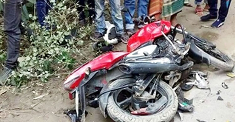 বোয়ালমারীতে ট্রাকের ধাক্কায় প্রাণ গেলো নির্মাণশ্রমিকের