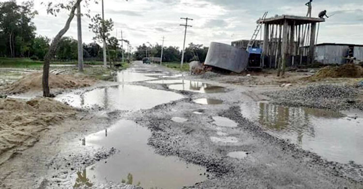 সড়কের নাম ‘রোগী বানানোর সড়ক’