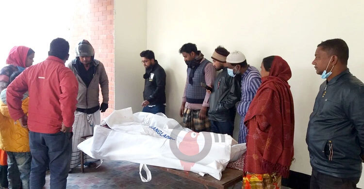 Bus-auto rickshaw collision kills 3
