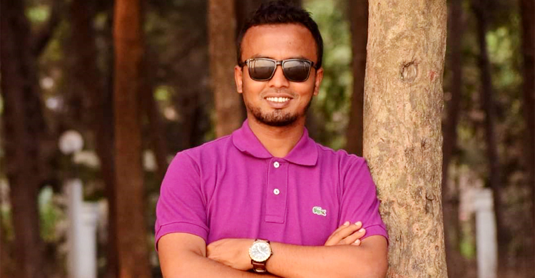 পাওনা টাকা চাওয়ায় ঝালমুড়ি বিক্রেতাকে মারধর ঢাবি ছাত্রলীগ নেতার
