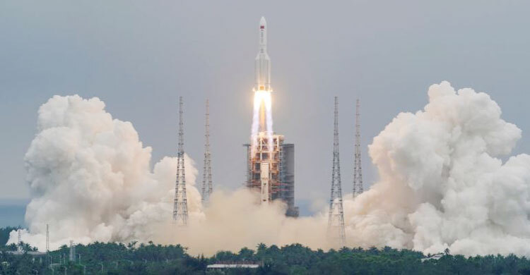 Plunging back to earth: Chinese rocket set for re-entry