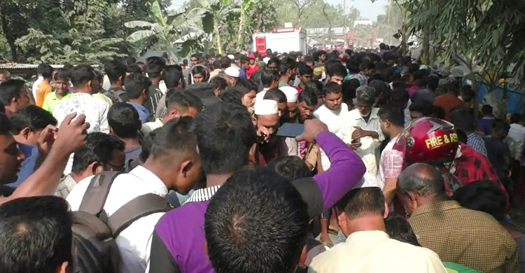 কুড়িগ্রামে ট্রাক-অটোরিকশার মুখোমুখি সংঘর্ষে নিহত ২