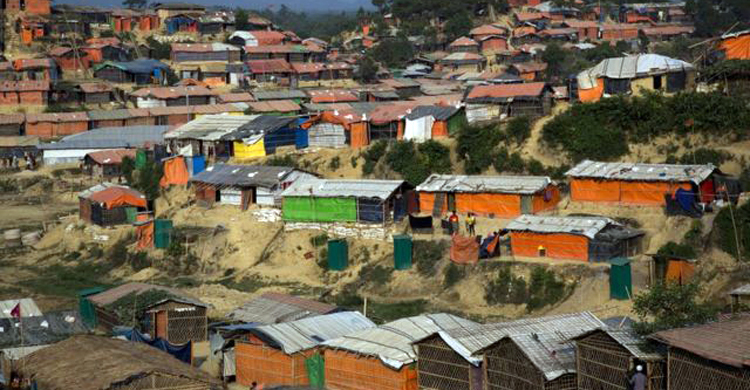 আধিপত্য নিয়ে রোহিঙ্গা ক্যাম্পে দু’গ্রুপের ফের গোলাগুলি, যুবক নিহত