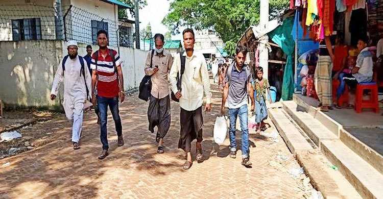 ভাসানচর দেখতে গেলেন ৪০ রোহিঙ্গা নেতা