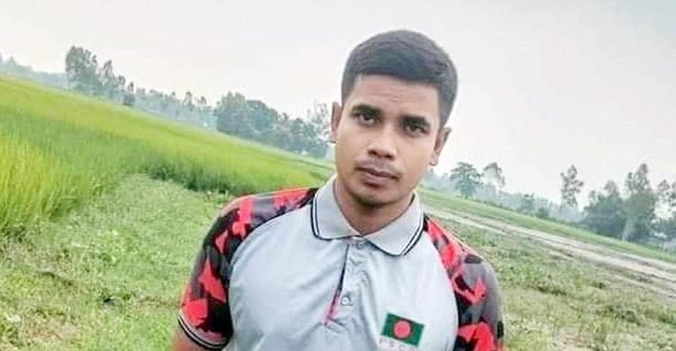 অগ্নিকাণ্ডের খবরে গেঞ্জি পরে বেরিয়ে যান ফায়ারফাইটার রনি