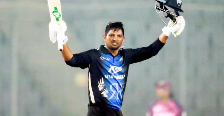 যেসব পরিবর্তন এনে ‘বেশি বয়সেও’ জাতীয় দলে ফিরতে পারলেন রনি