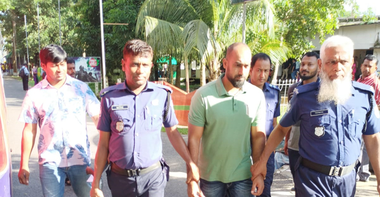 ভারতে পালানোর সময় ইমিগ্রেশনে আটক ধর্ষণ মামলার আসামি