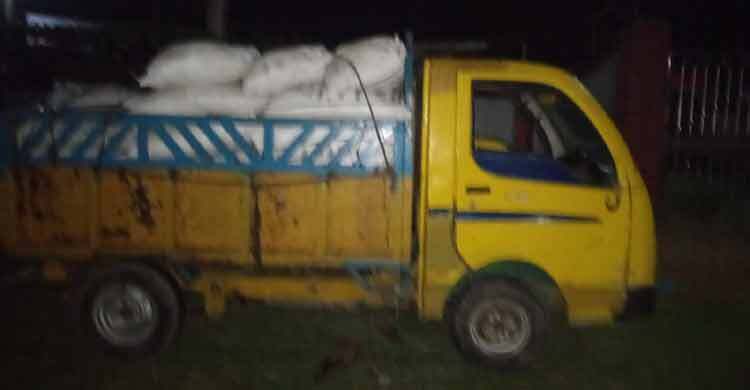 সরকারি সার কালোবাজারে বিক্রি, ডিলারসহ আটক ২