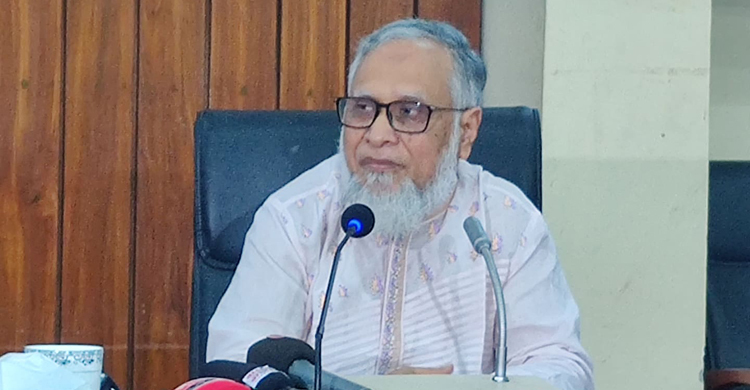 মেয়ে-জামাইয়ের নিয়োগ নিয়ে মুখ খুললেন রাবি উপাচার্য