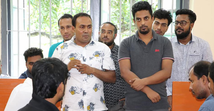 মেধাবীদের স্বর্ণপদক দেবে রাবির এসএম হল