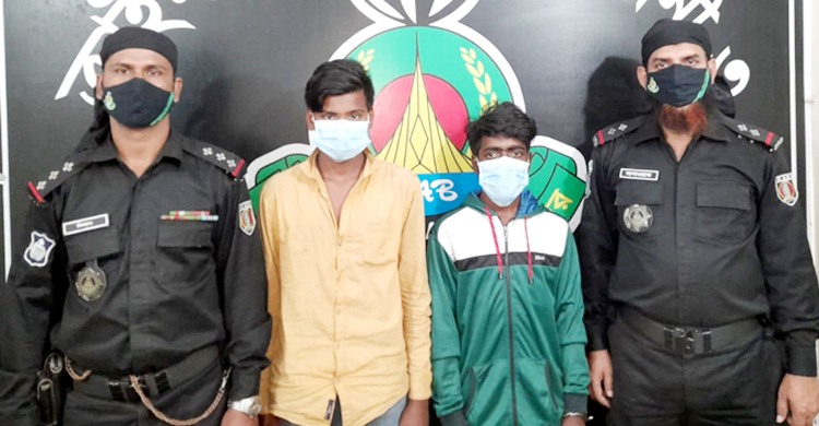 টাঙ্গাইলে ৪০৮০ কেজি কাঁচা রাবারসহ গ্রেফতার ২