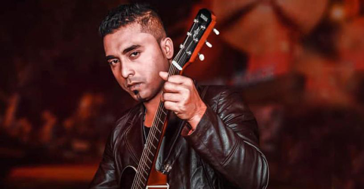 রুবেলের কণ্ঠে ‘গুরু তুমি প্রেম শিখাইলা না’