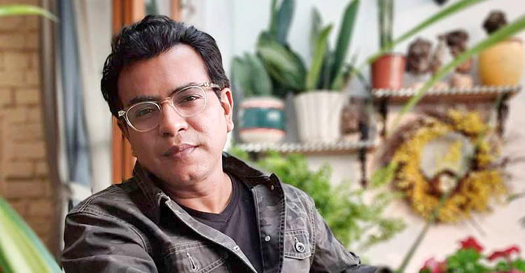 এবার রুদ্রনীল ঘোষের বিরুদ্ধে যৌন হয়রানির অভিযোগ!