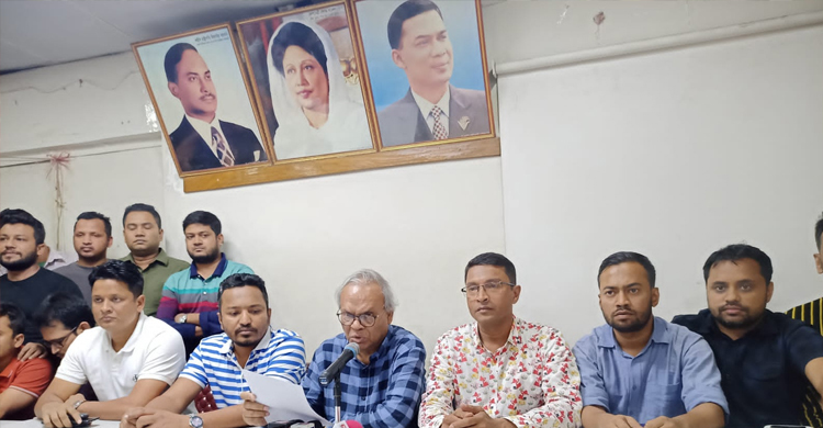 আওয়ামী সরকার টিকে থাকার জন্য ‘মরণকামড়’ দিতে চাচ্ছে: রিজভী