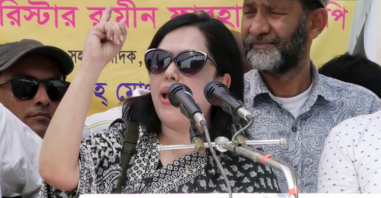 ‘বন্দুকের নল-পুলিশ প্রশাসন সরিয়ে দিয়ে দেখেন আন্দোলন কাকে বলে’