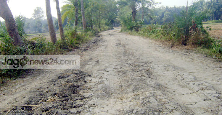 গ্রামীণ সড়ক নির্মাণে সাড়ে ৪ কোটি টাকার পরামর্শক আবদার