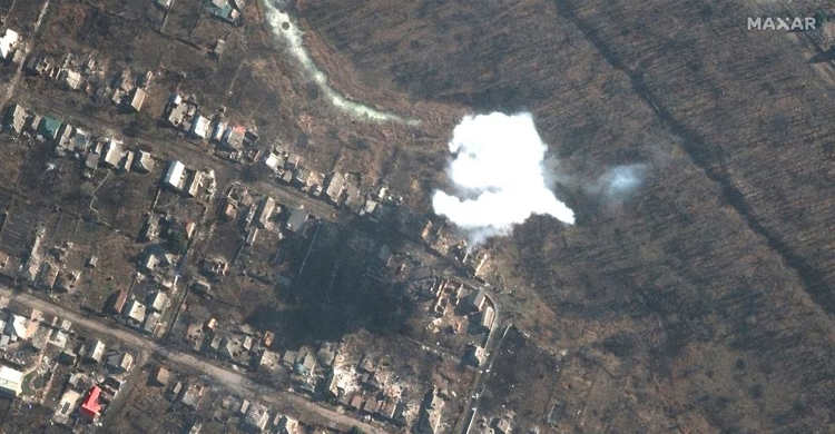 Ukraine, Russia say hundreds of enemy troops killed in battle for Bakhmut