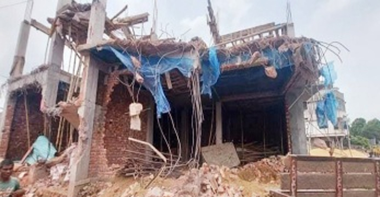 চেয়ারম্যানের মেয়ের ভবন ভাঙচুর, আওয়ামী লীগ নেতাসহ কারাগারে ৫