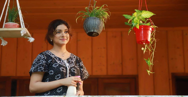 প্রযোজক সোহানা সাবা, চমক দিলেন ওয়েব সিরিজে