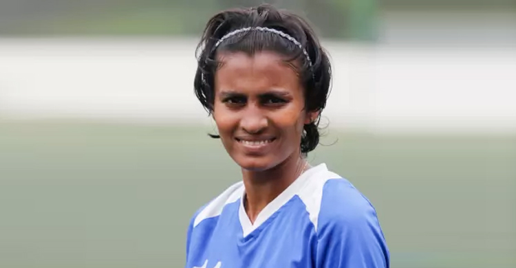 জাতীয় নারী ফুটবল দলের অধিনায়কের ওপর হামলা