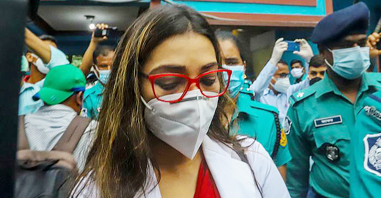 দুই এনআইডি : সাবরিনার বিরুদ্ধে প্রতিবেদন ৫ এপ্রিল