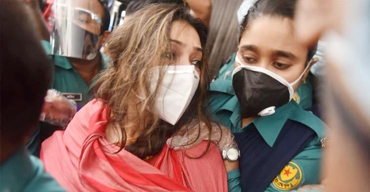 Dr Sabrina on 3-day remand