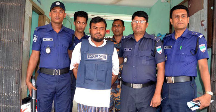 জঙ্গি হামলা সঠিক রাস্তা নয়, সমাধান নয় : সাগরের মা